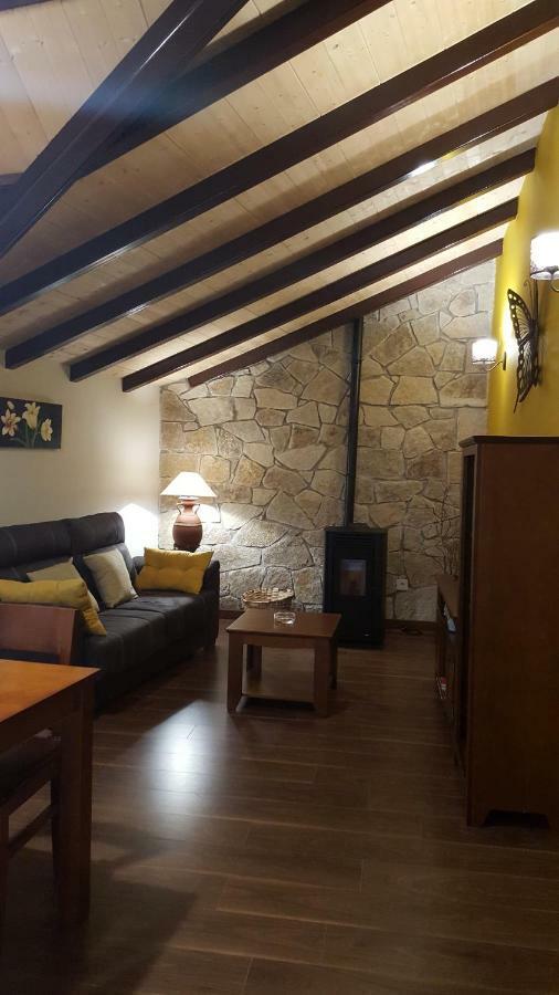El Cordel De Gredos Guest House นาวาร์เรดอนดา เด เกรโดส ภายนอก รูปภาพ