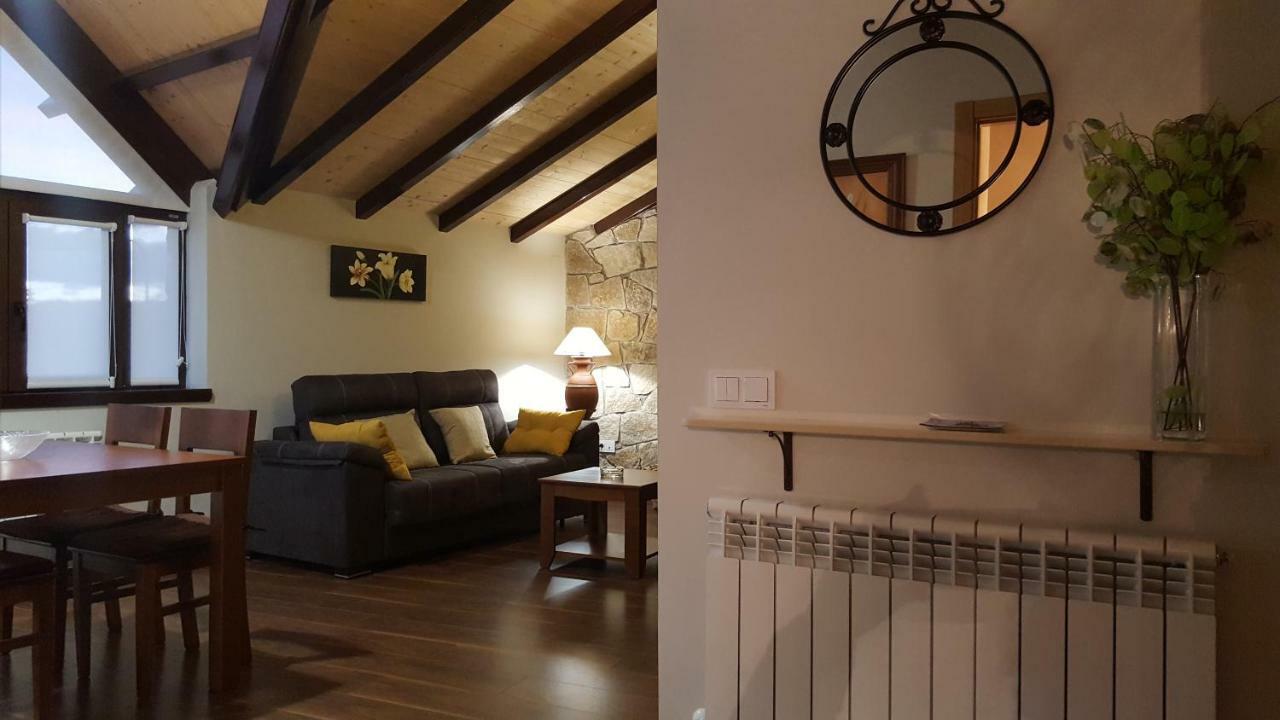 El Cordel De Gredos Guest House นาวาร์เรดอนดา เด เกรโดส ภายนอก รูปภาพ