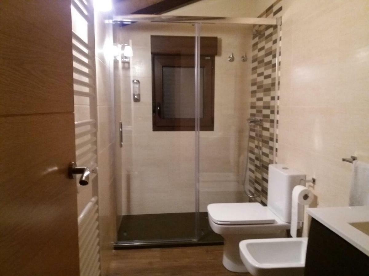 El Cordel De Gredos Guest House นาวาร์เรดอนดา เด เกรโดส ภายนอก รูปภาพ