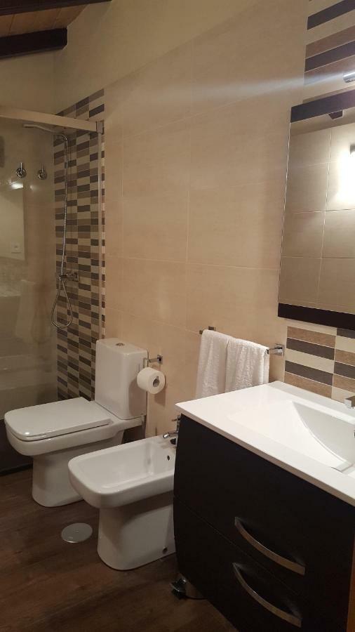 El Cordel De Gredos Guest House นาวาร์เรดอนดา เด เกรโดส ภายนอก รูปภาพ